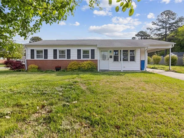 252 Dillon Dr, Virginia Beach, VA 23452