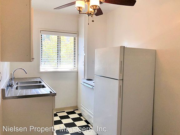 5th image of 1320 P St APT 13