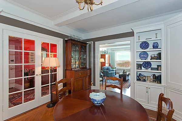 Sold by Brown Harris Stevens | media 25