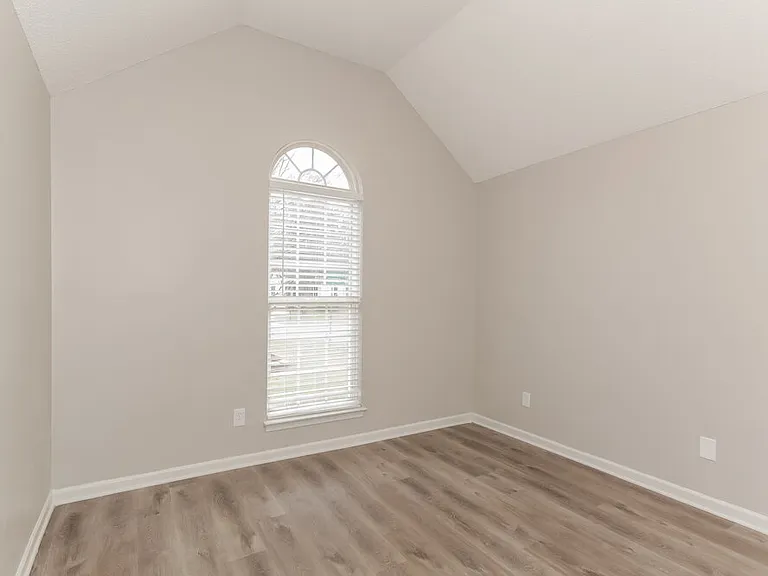 7218 Kavan Hunter Dr — Photo 12