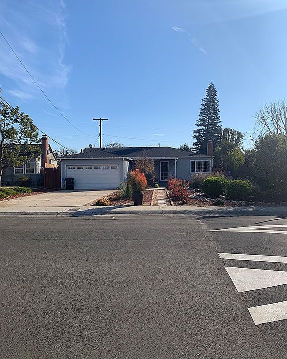 2nd image of 8718 Wiley Post Ave