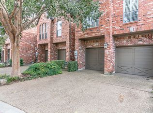 4131 Towne Green Cir, Addison, TX 75001