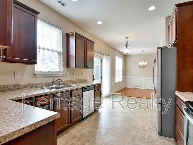 10728 Gable Run Dr — Photo 13