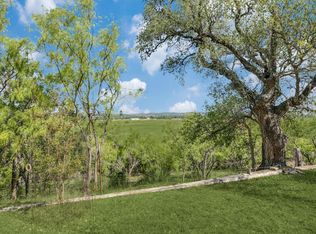 300 Bryce Ln, Comfort, TX 78013