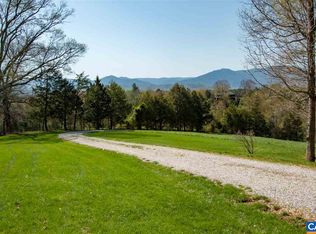 1760 Sleepy Hollow Rd, Roseland, VA 22967