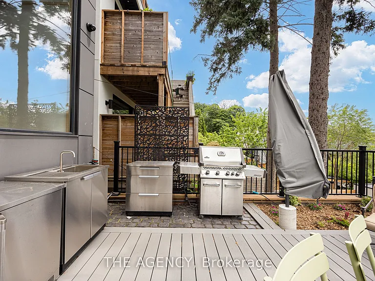 15 Albemarle Ave — Photo 27