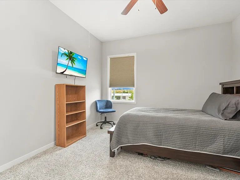 1095 N Findley St #1 — Photo 18