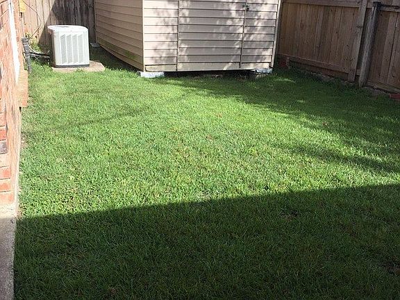 2nd image of 37424 W Hillside Dr