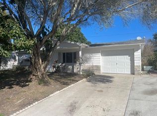 3700 Linkwood St, New Port Richey, FL 34652