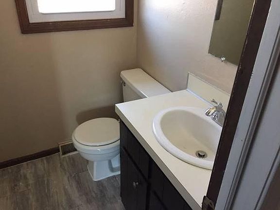 5th image of 2637 Nolan Ave NW #2637