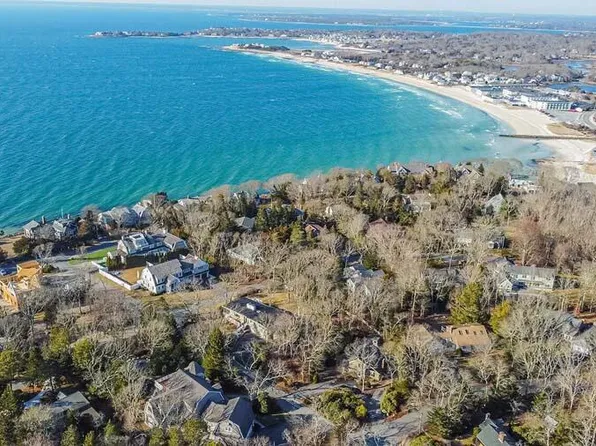 55 Cliff Road, Falmouth, MA 02540