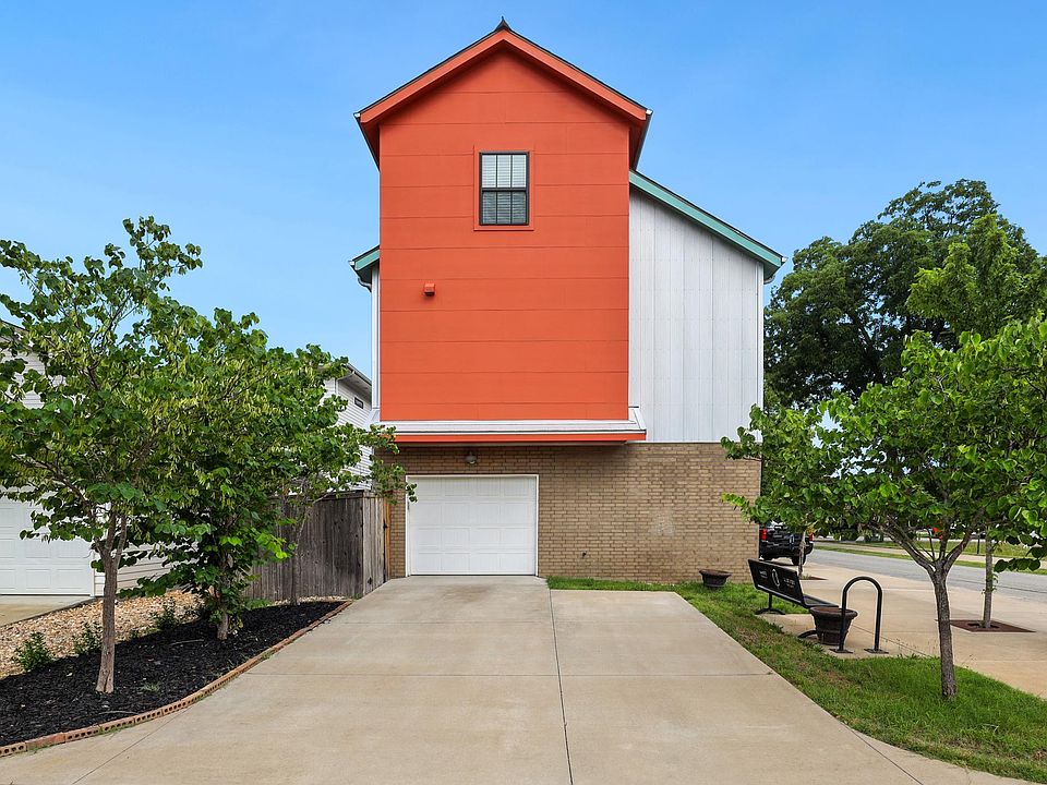 1st image of 306 SW 5th St #306