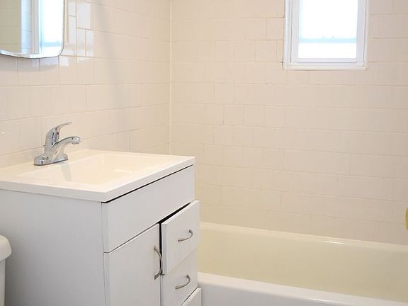 4th image of 22-26 21st St #2B