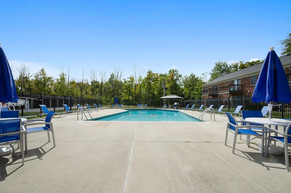 Pool & Sundeck - Jamestown Village