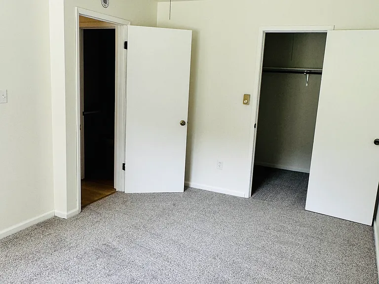 1831 Fuller Rd #4 — Photo 6