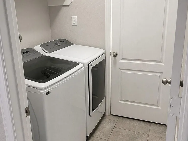 12646 Barclay Terrace Dr — Photo 14
