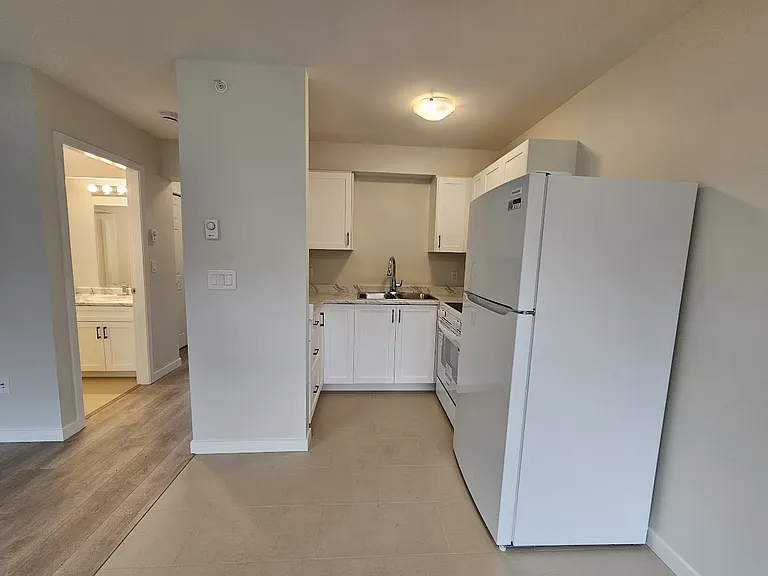 45790 Lewis Ave #3 — Photo 5