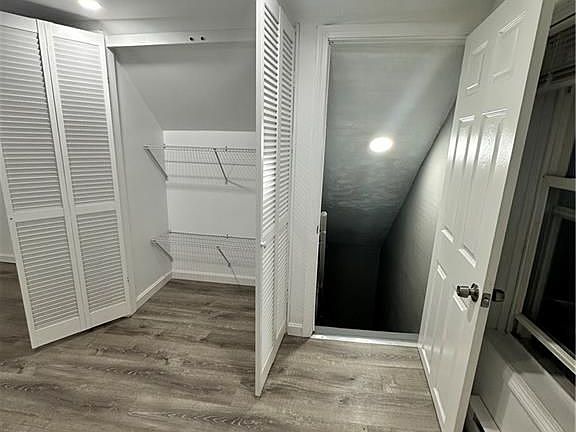 3rd image of 147 Warren Ave