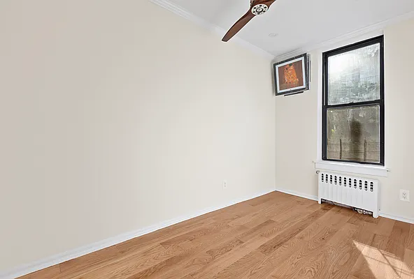 Rented by Douglas Elliman | media 14