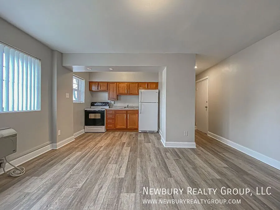 Spacious 2-Bedroom Apartment for Rent in Port Vue, PA WestWood Apartment Community — Photo 1