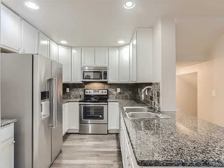 6118 Kochia Ct #102 — Photo 3