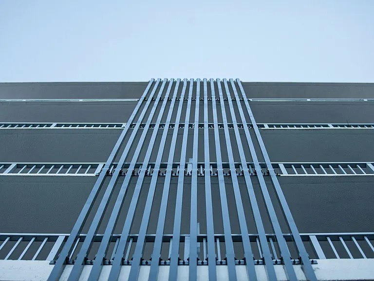 850 Living — Photo 12