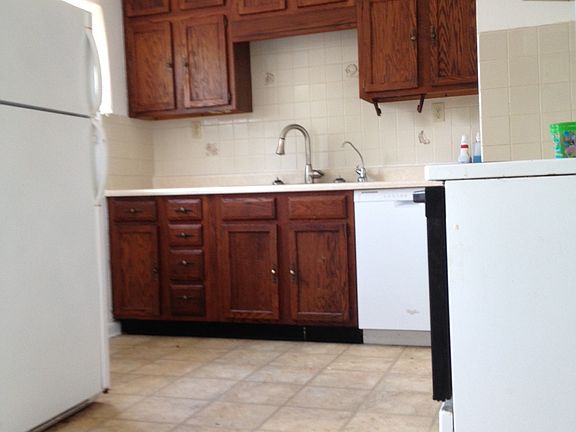 3rd image of 2947 Wylie Dr