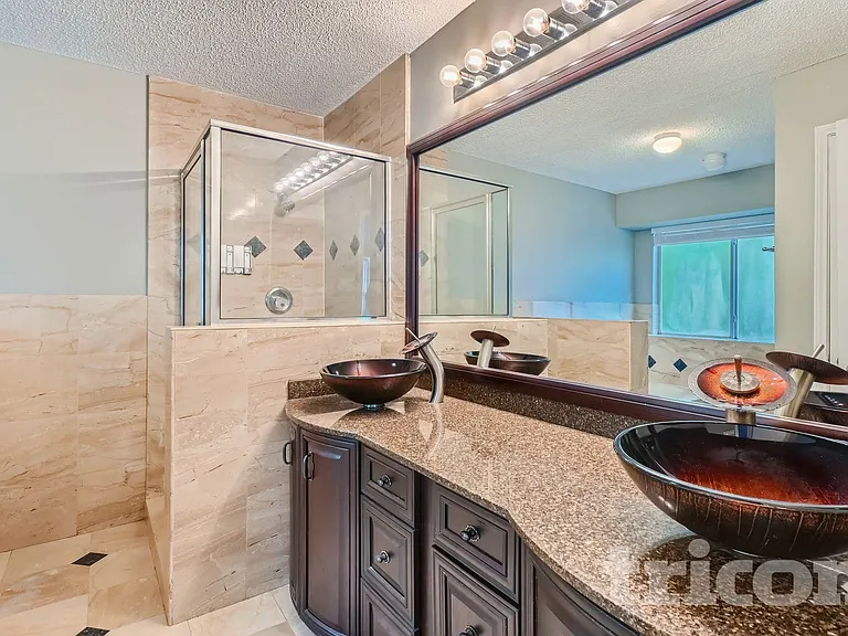 8316 Auburn Dr — Photo 10
