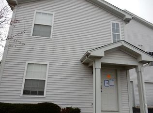 2485 Frost Dr, Aurora, IL 60503