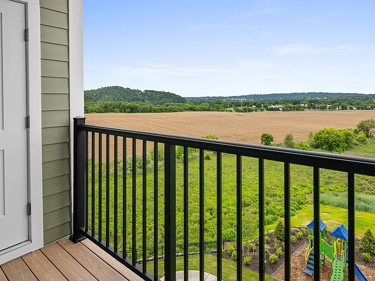 Monte View at Pohatcong — Photo 90