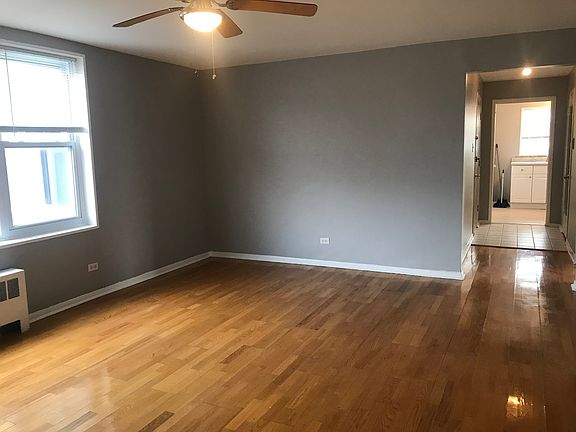 5th image of 6023 N Damen Ave APT 203