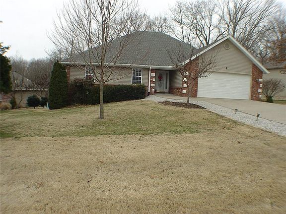 3rd image of 6 Bewcastle Ln