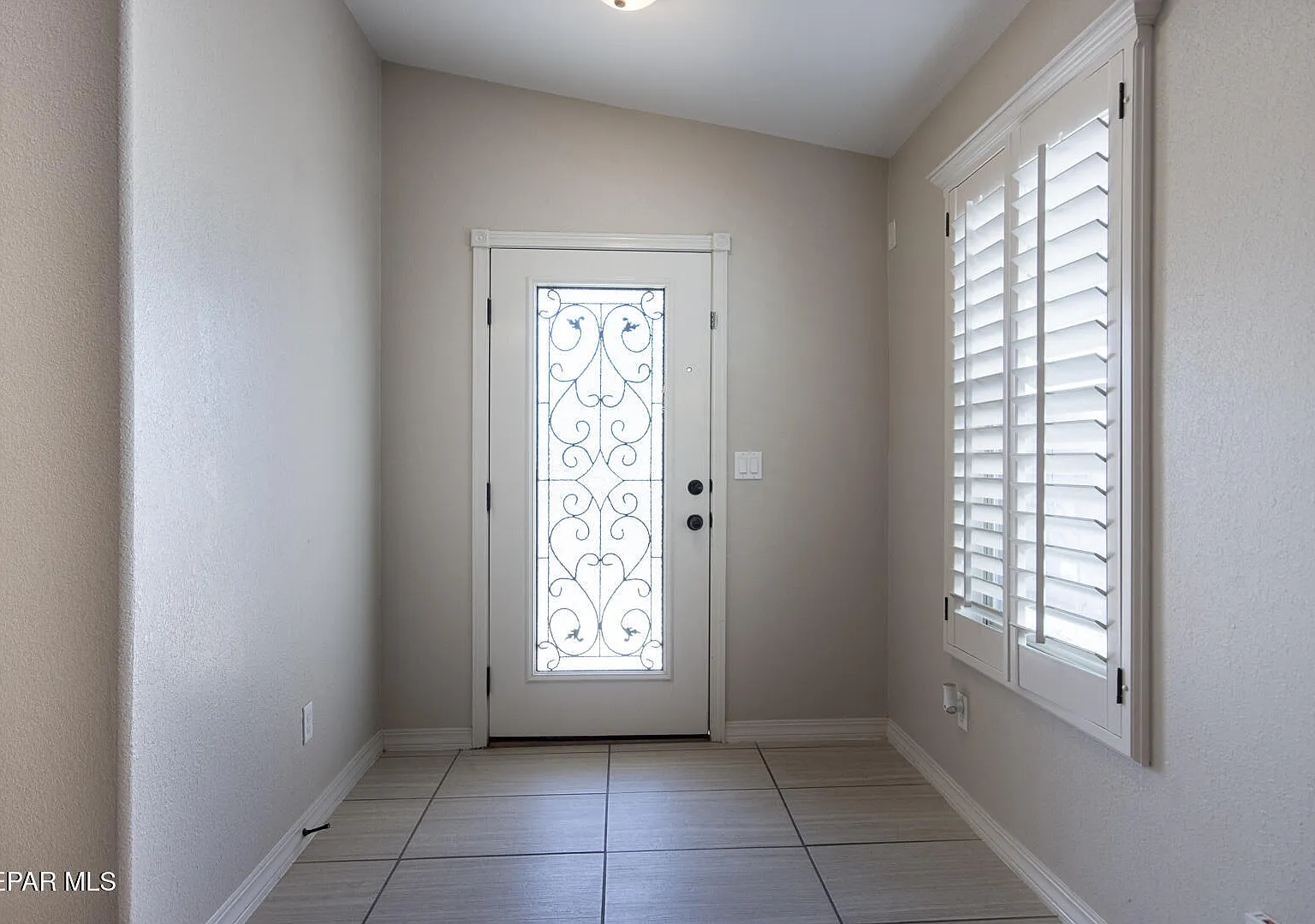 4 bed, 2.0 bath, 1552 sqft, $1,700 — Photo 3