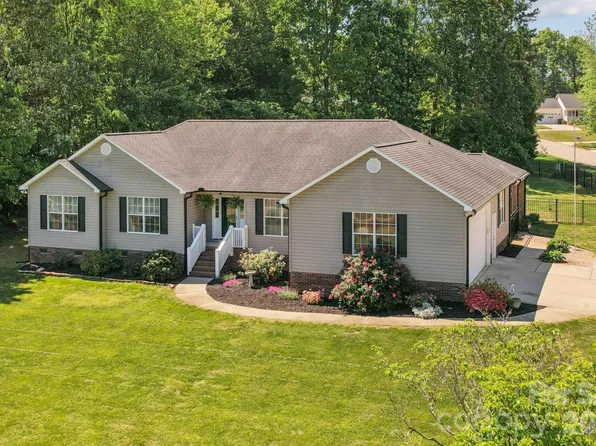 311 Random Dr, Salisbury, NC 28147