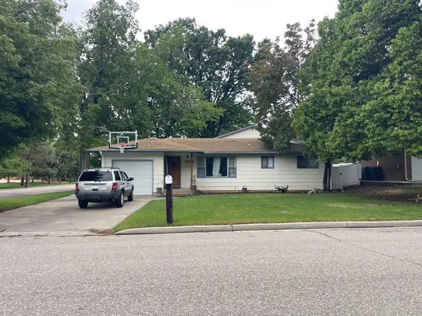 1804 W 11th St, Loveland, CO 80537