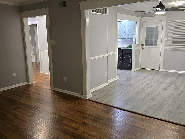 204 S Robbins Ct — Photo 7