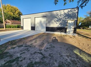 268 W Railroad St, Hoisington, KS 67544