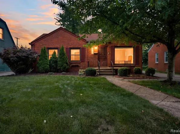 4246 Elmwood Ave, Royal Oak, MI 48073