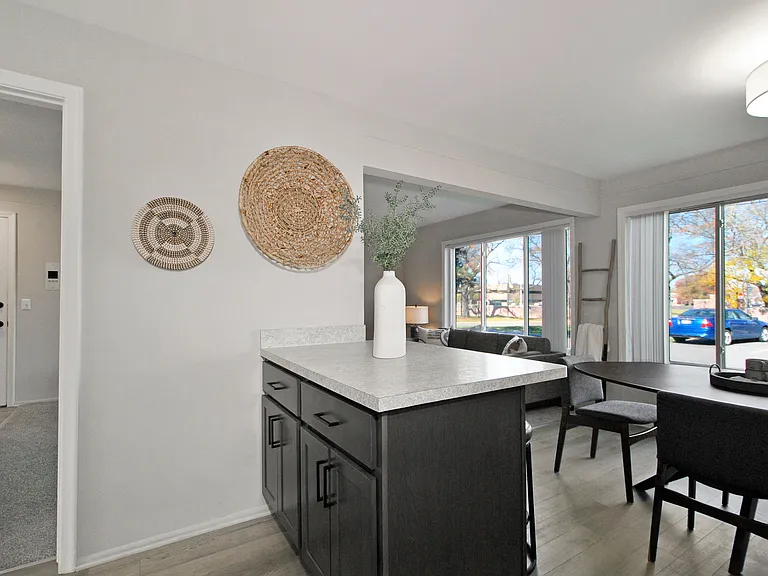 Haven at Grosse Pointe — Photo 8