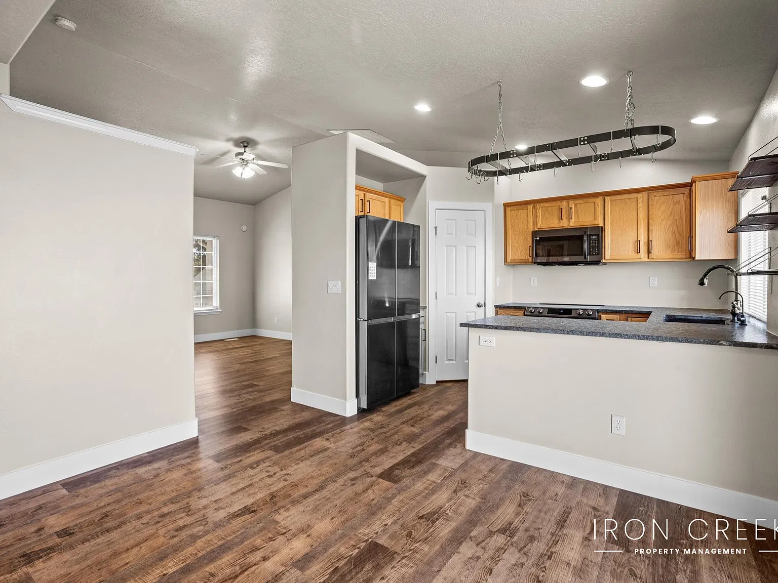 4 bed, 2.5 bath, 1568 sqft, $2,245 — Photo 3