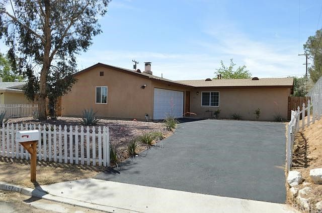 1st image of 15743 Joshua St