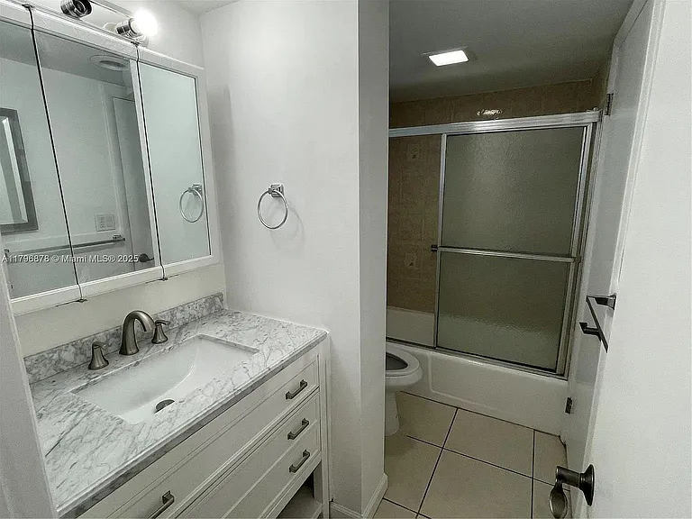 3750 NE 169th St #G-408 — Photo 12