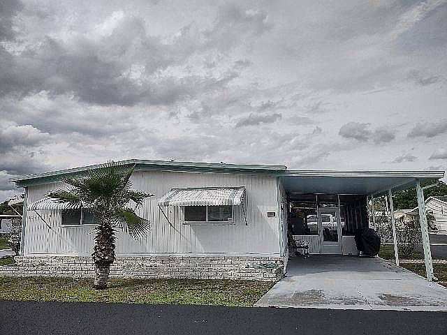 1st image of 1423 Paddock Ln #267