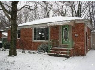 523 Karen Dr, Berea, OH 44017