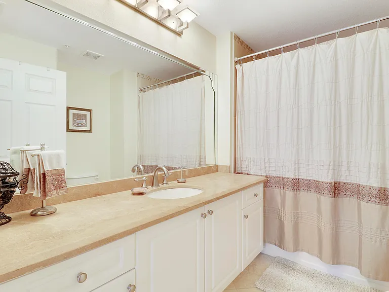 2802 Sarento Pl #204 — Photo 8