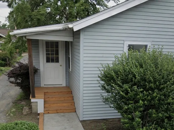 2 Salisbury St, Shrewsbury, MA 01545