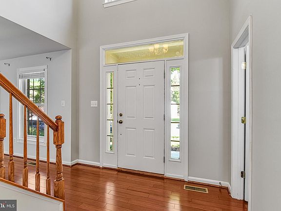 4th image of 13491 Falcon View Ct