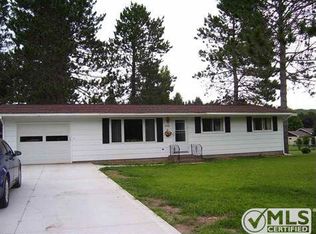 E5048 Mountain View Rd, Ironwood, MI 49938