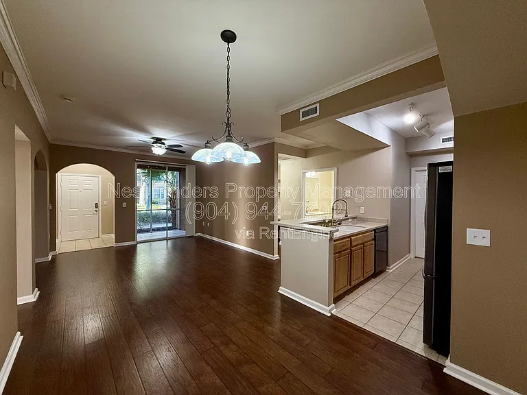 10075 Gate Pkwy N #2709 — Photo 5