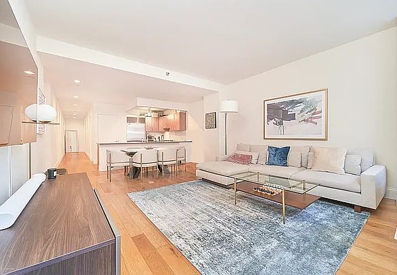 3rd image of 125 W 22nd St APT 9B